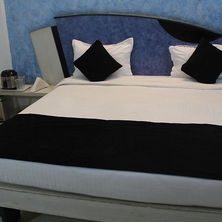 Cool Palace Hotels Nashik Exterior foto