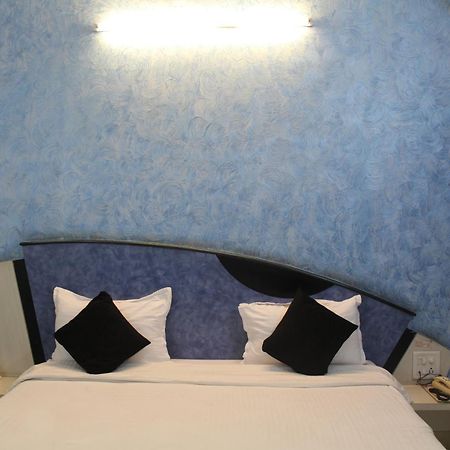 Cool Palace Hotels Nashik Exterior foto