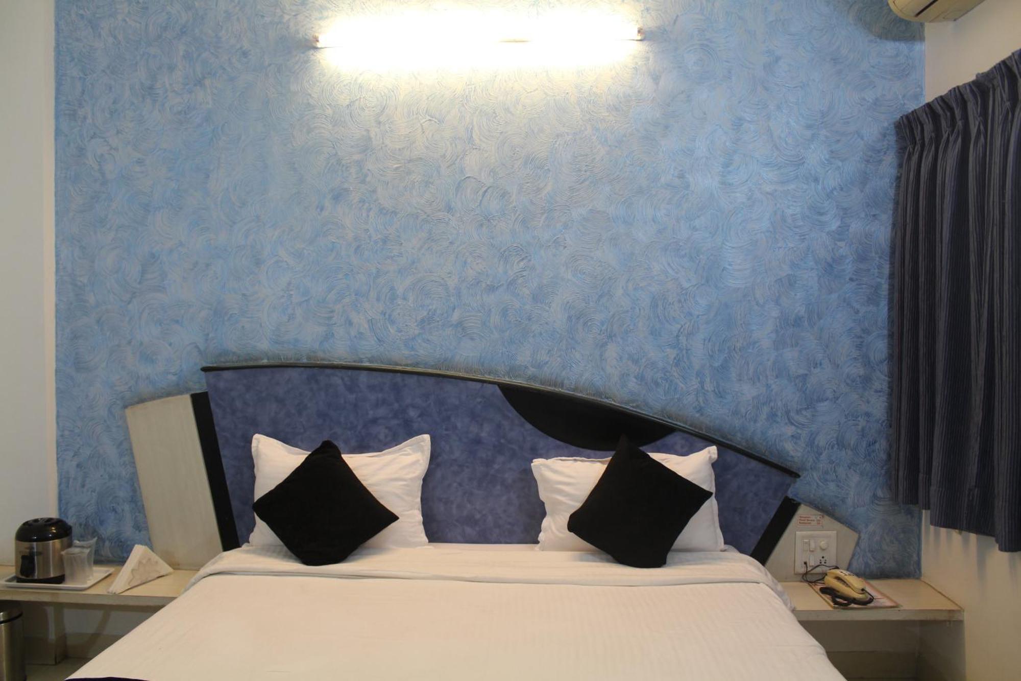 Cool Palace Hotels Nashik Exterior foto