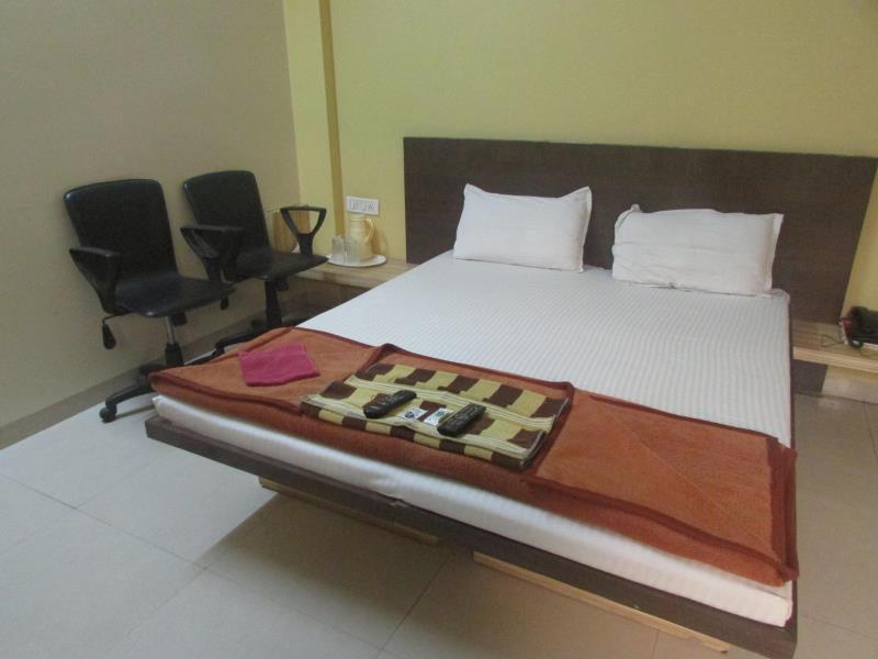 Cool Palace Hotels Nashik Exterior foto