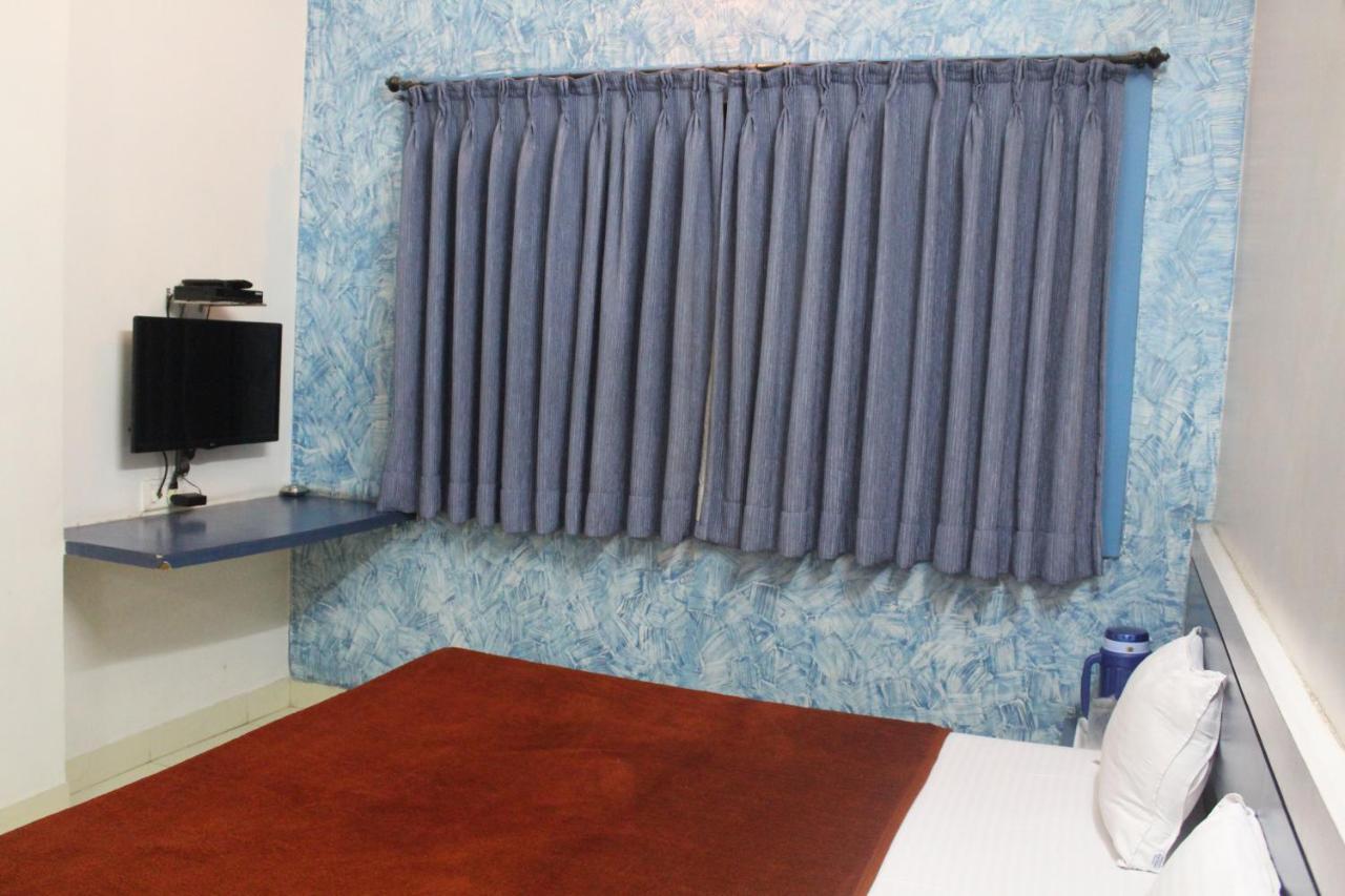 Cool Palace Hotels Nashik Exterior foto