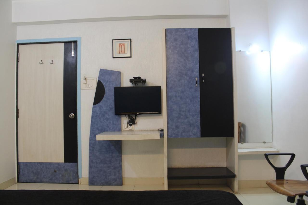 Cool Palace Hotels Nashik Exterior foto